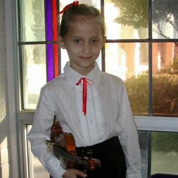 Meet your Posher, Catherine - Picture 1 of 1